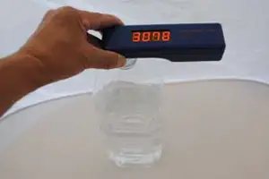 水素ガス(H2)濃度測定器 UPX4による水素水撹拌後の蒸散水素ガス濃度測定