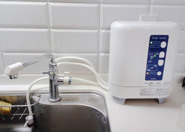 電解水素水生成器 パールウォーター シンクトップ設置